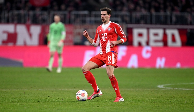 APP下载-今夏离队！格雷茨卡本赛季送出6次进球前倒数第二传，德甲最多